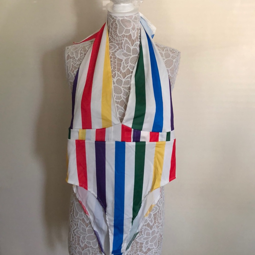 Bathing Suit - Picture 2 of 4